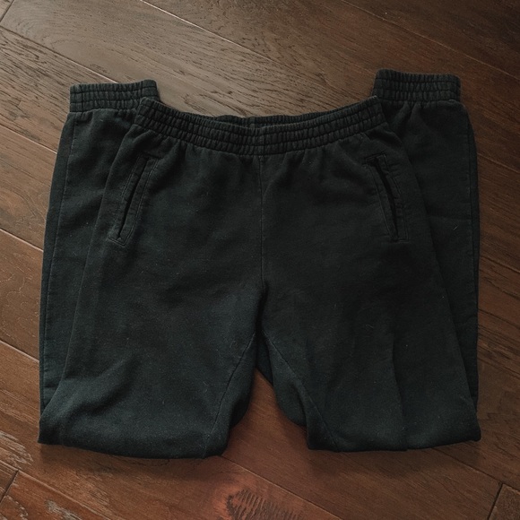 Brandy Melville Pants - Brandy melville sweatpants